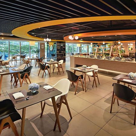 Novotel Living Saigon South Ho Chi Minh City Exterior photo